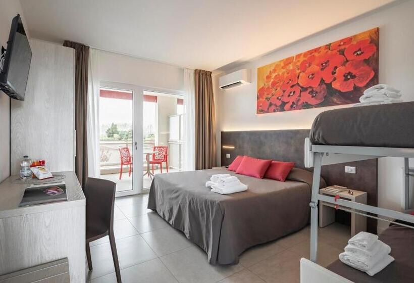 리조트 Vada Village