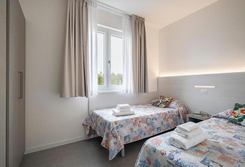 리조트 Vada Village