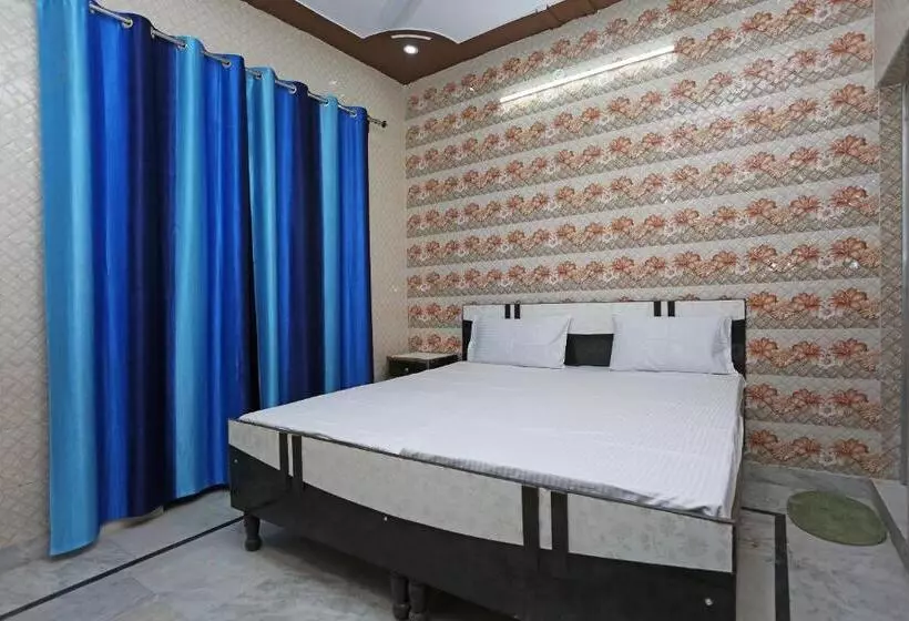 Spot On 37780 Hotel Doon Sabri