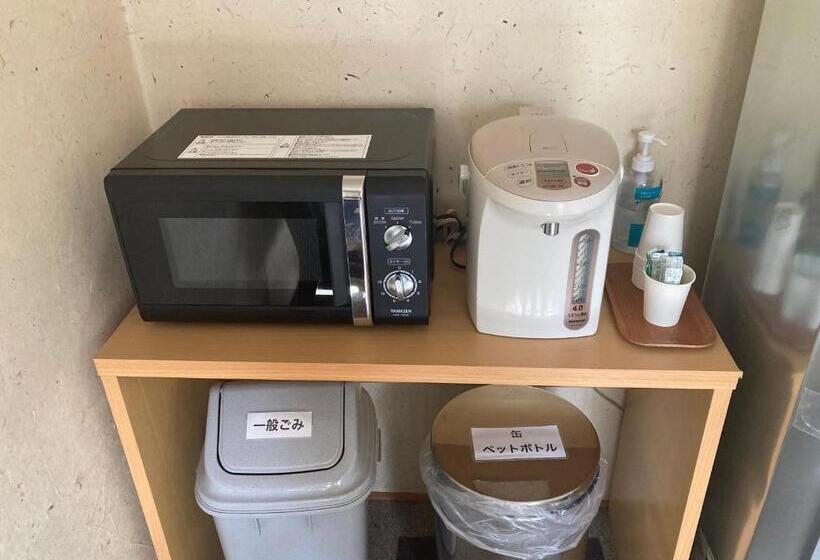 הוסטל Oyado Raku