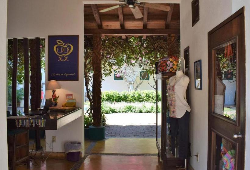 هتل Hacienda Eden