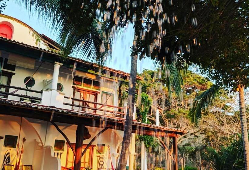 هتل Hacienda Eden