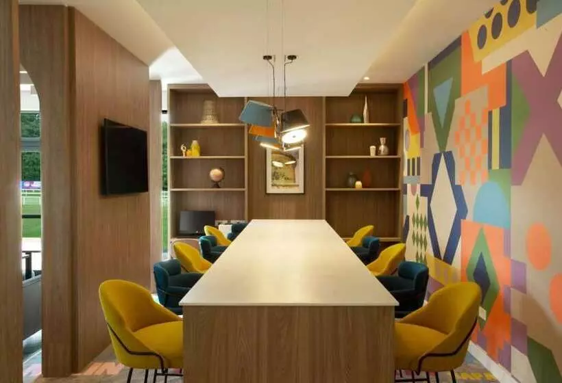 Hotelli Hampton By Hilton Hamilton Park