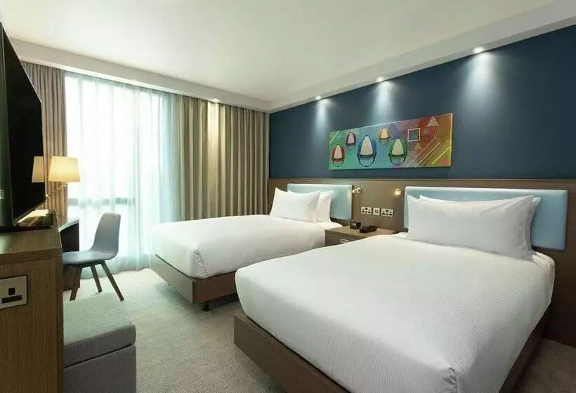 Hotelli Hampton By Hilton Hamilton Park