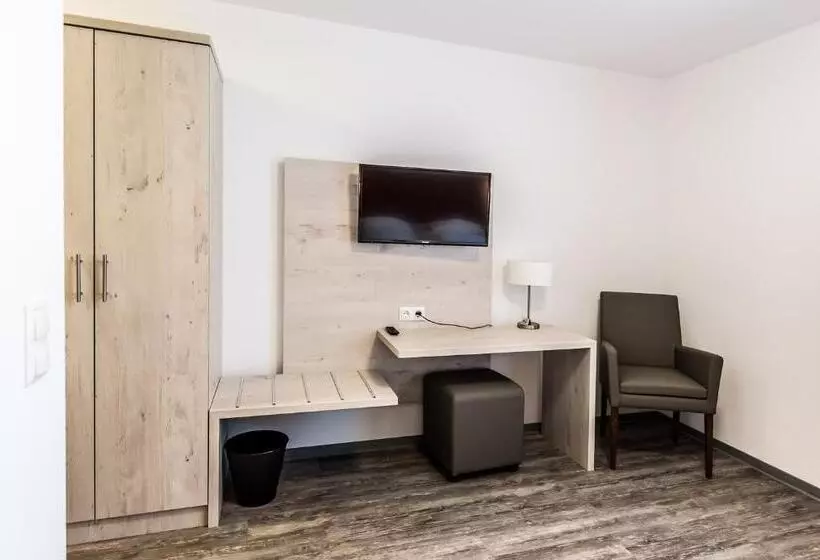 Retkeilymaja Gästehaus Stahuber