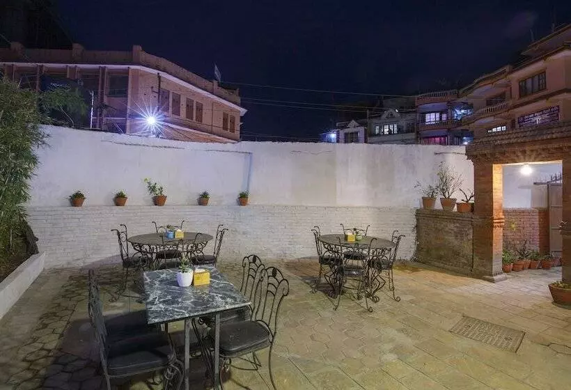 هاستل Pacific Guest House
