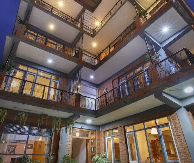 هاستل Pacific Guest House
