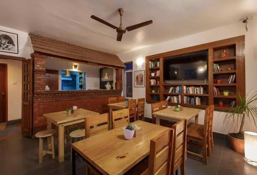هاستل Pacific Guest House
