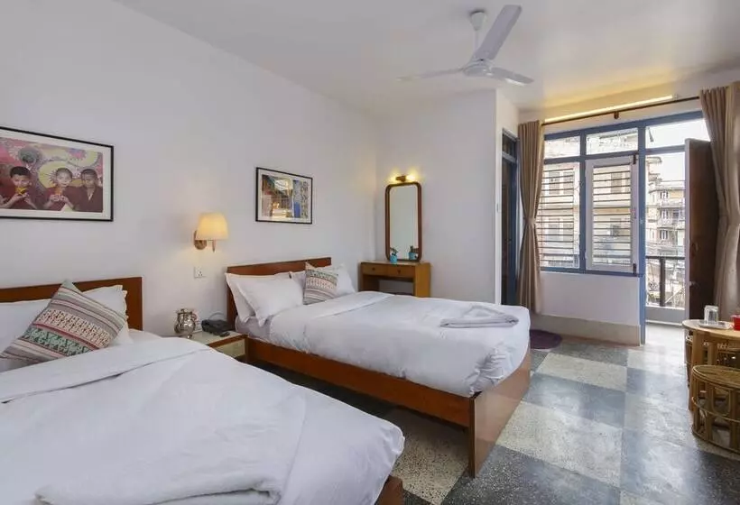هاستل Pacific Guest House