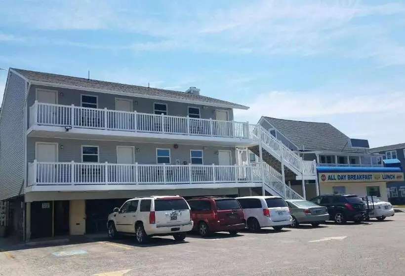 Atlantic Breeze Motel & Apartments