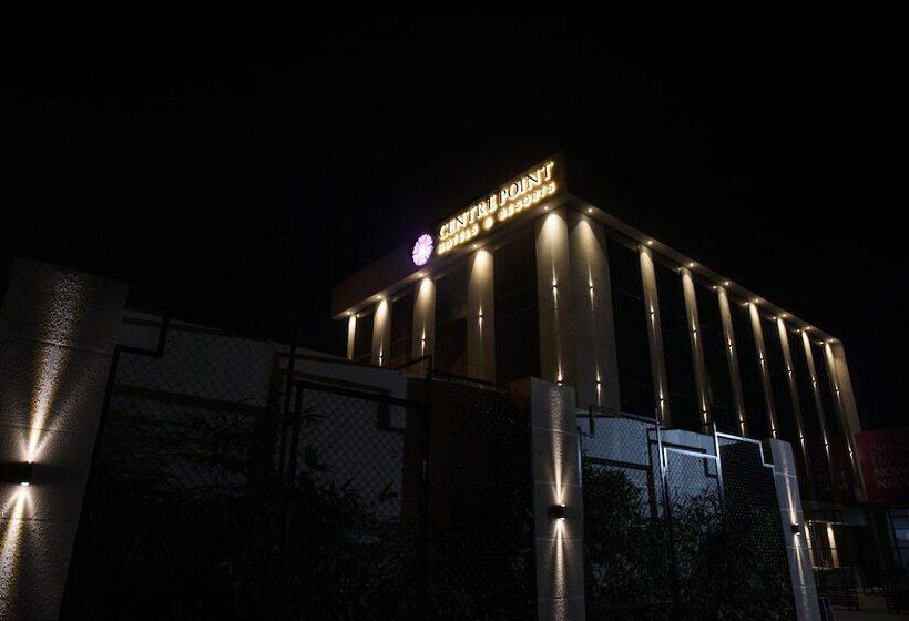 בית מלון כפרי Centre Point Navi Mumbai