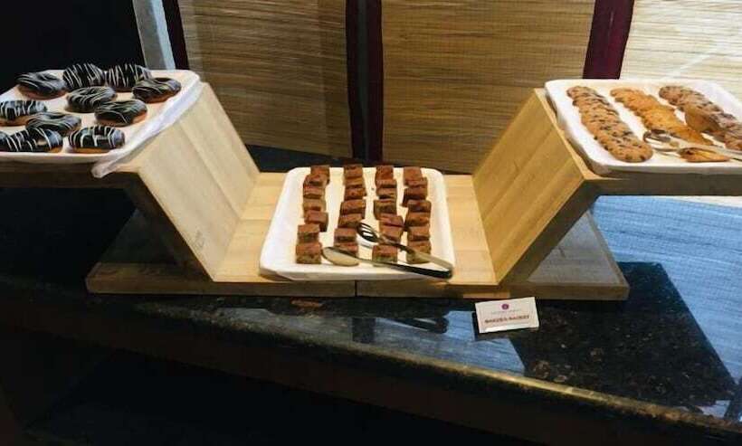 בית מלון כפרי Centre Point Navi Mumbai