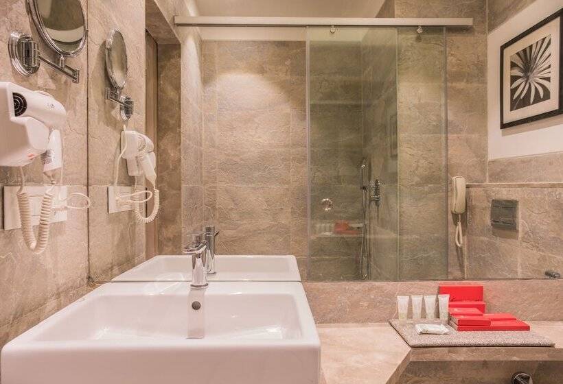 בית מלון כפרי Centre Point Navi Mumbai