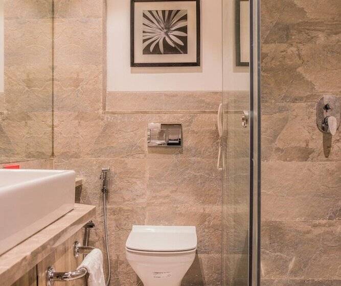 בית מלון כפרי Centre Point Navi Mumbai