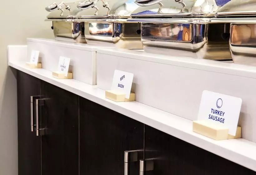 ホテル Holiday Inn Express & Suites Halifax – Dartmouth