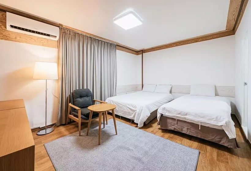 هتل Jeju Miracle