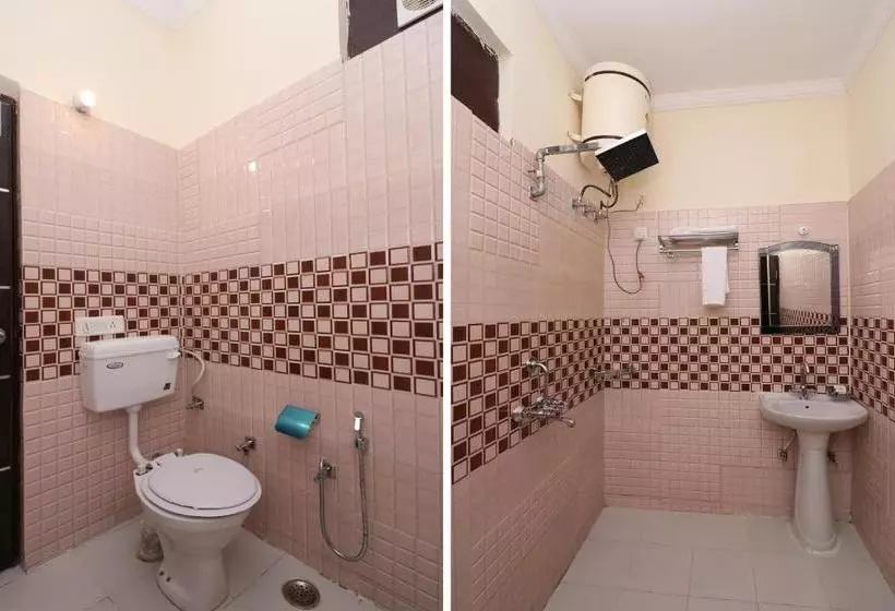 Oyo 19008 Hotel Doon 999