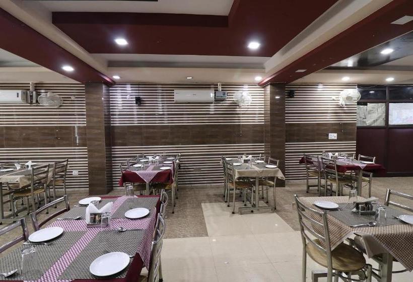 Oyo 19008 Hotel Doon 999