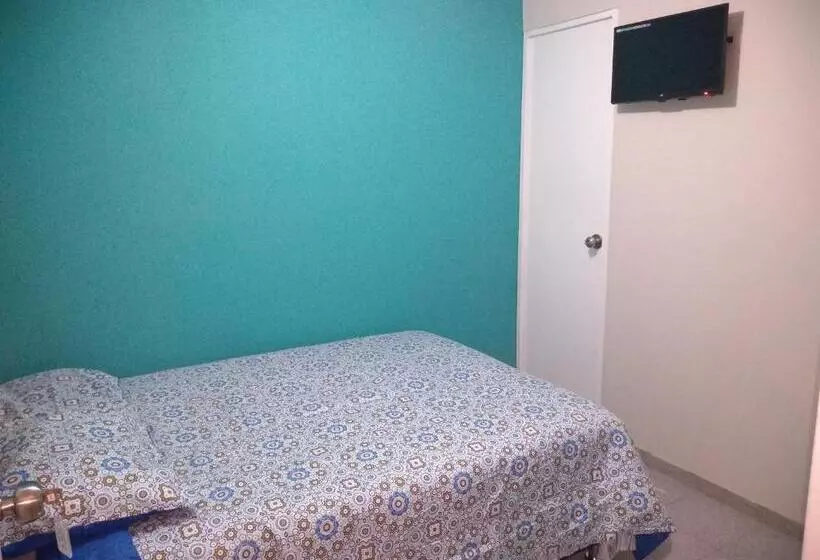 پانسیون Hostal Las Begonias