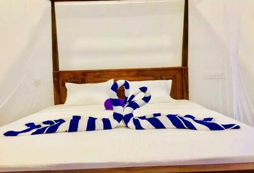 ペンション Sanjee Place