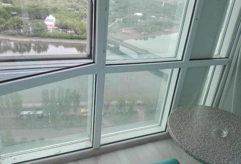 апартаменты на набережной 15 этаж