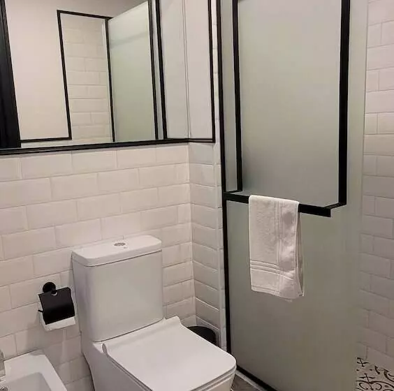 ユースホステル Fauna Montevideo