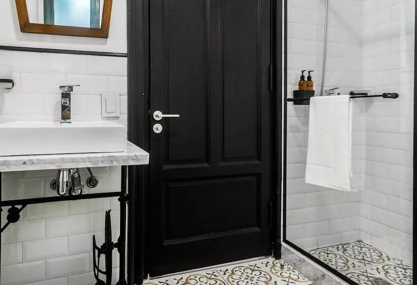 ユースホステル Fauna Montevideo