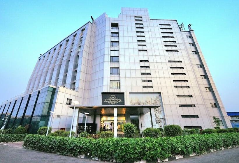 Aristocrat Hotel, New Town, Kolkata