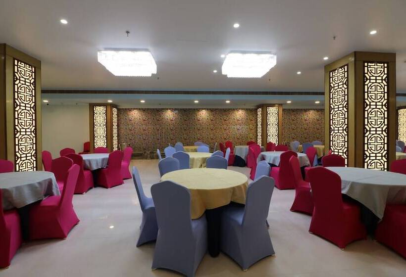 Aristocrat Hotel, New Town, Kolkata