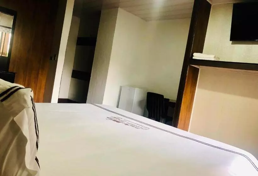 Hotelli Castillo Resort