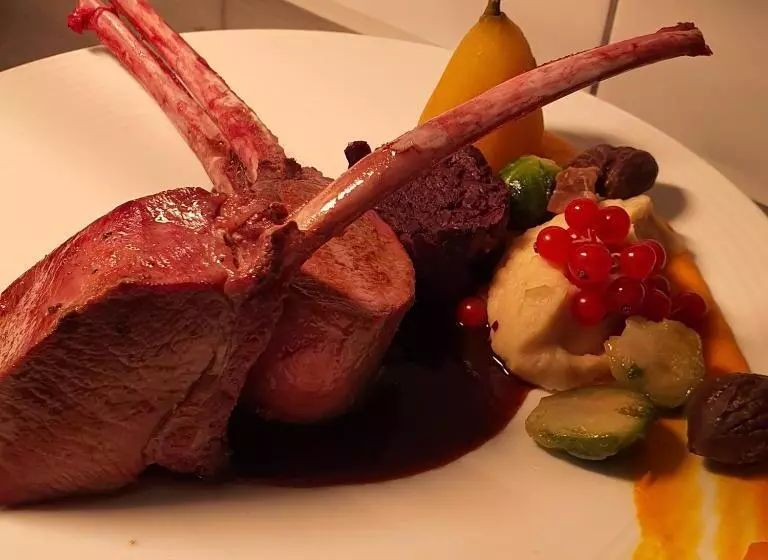 ホテル Hôtel Du Cygne