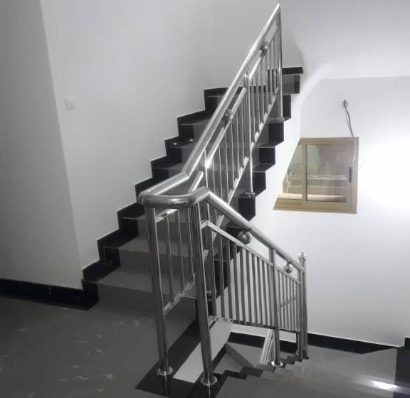 La Couronne Rw Hotel & Suites