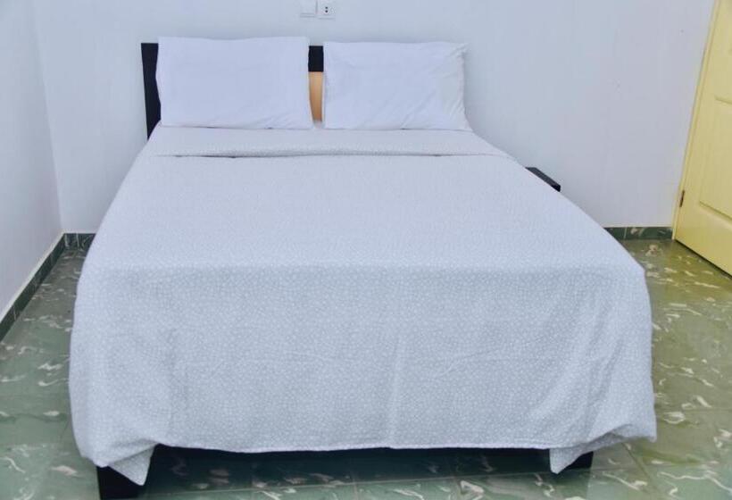 La Couronne Rw Hotel & Suites