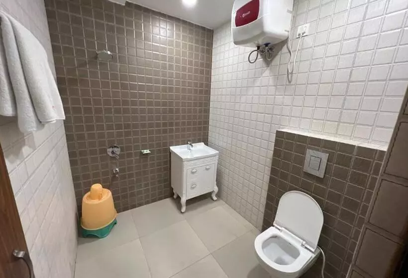 Hotelli Sheela Stays