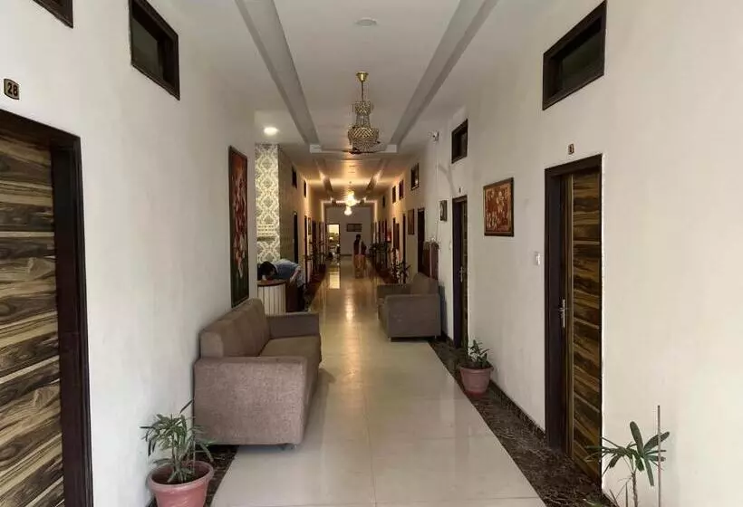 Hotelli Sheela Stays