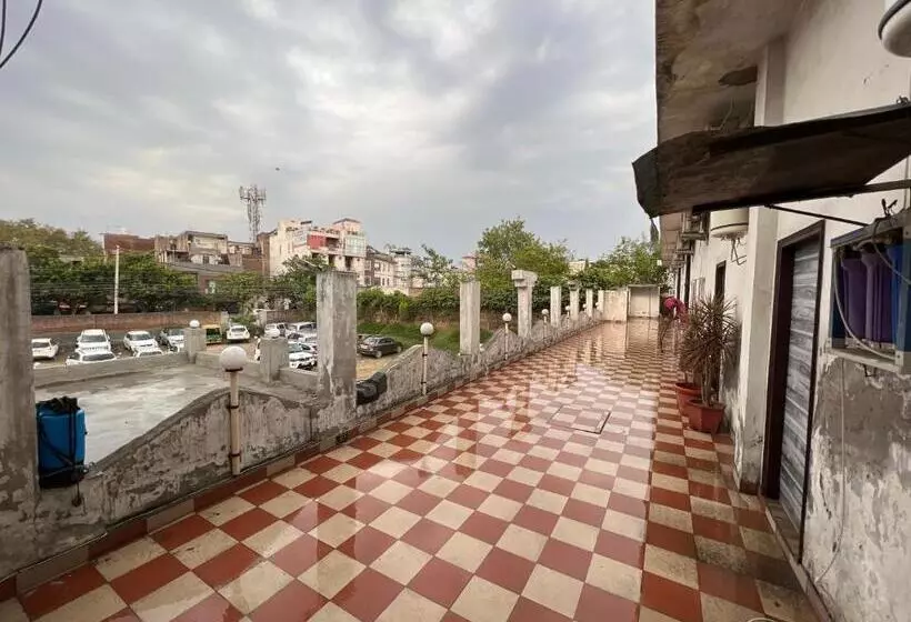 Hotelli Sheela Stays