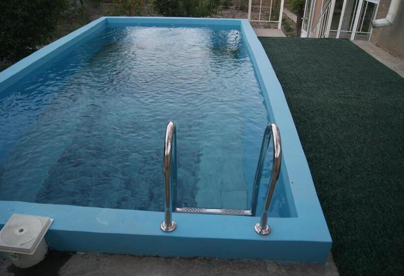 فندق гостевой дом Sartepo