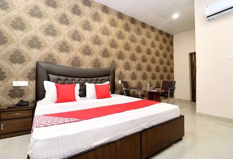 Hotelli Sheela Stays