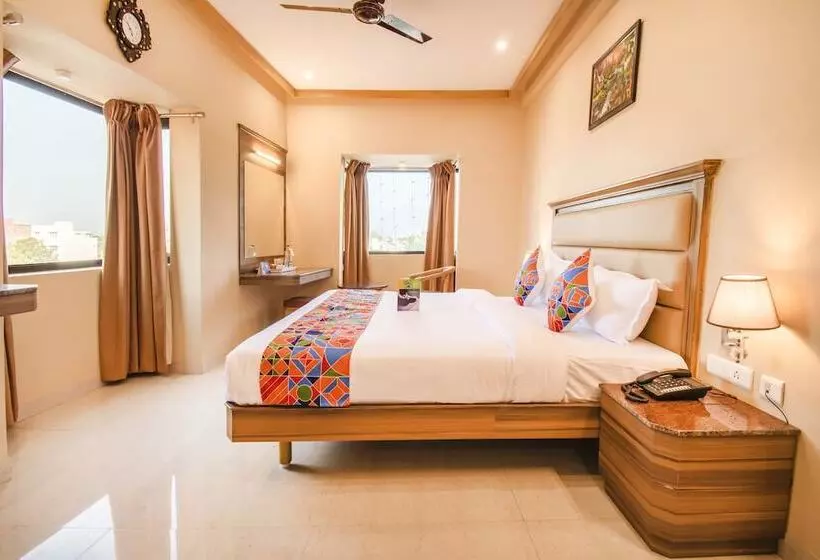 Fabhotel Bairav Grand Aarapalayam