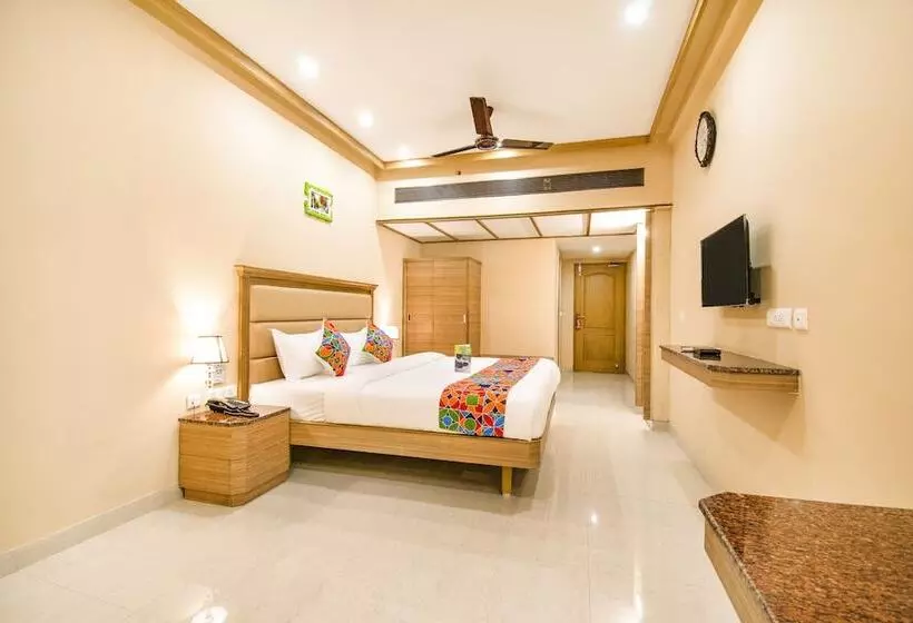 Fabhotel Bairav Grand Aarapalayam