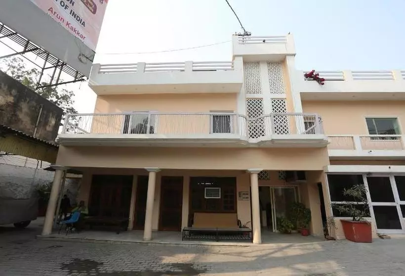 ホテル Oyo 27618 Priyadarshan Inn