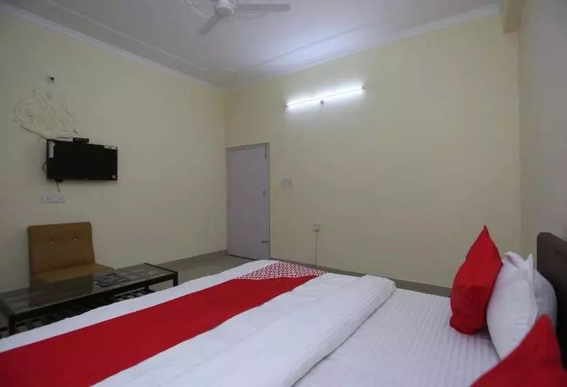 ホテル Oyo 27618 Priyadarshan Inn
