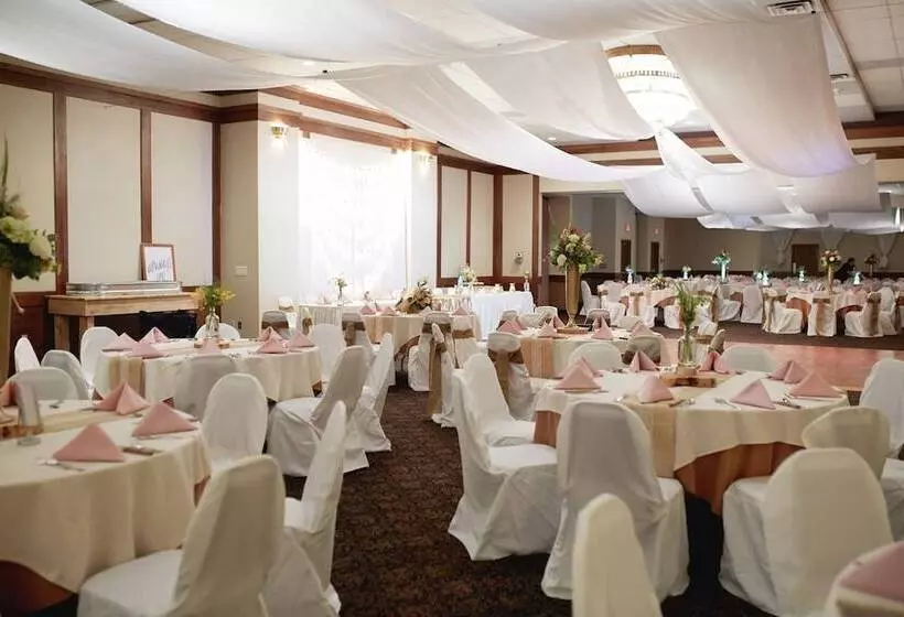 ホテル Seaport Inn & Suites