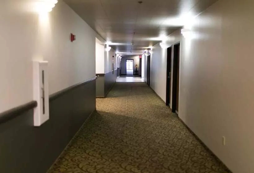 ホテル Seaport Inn & Suites