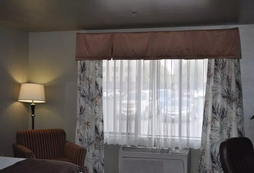ホテル Seaport Inn & Suites