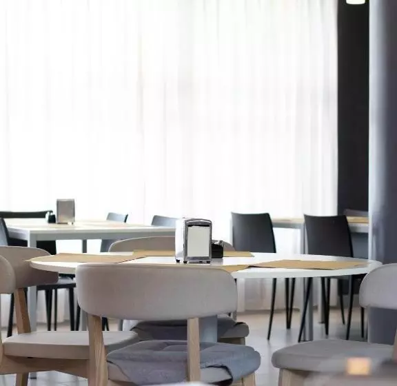 Master Hotel Reggio Emilia