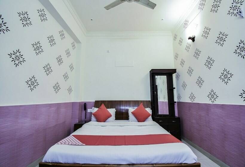 Oyo 22424 Hotel Vice Roy