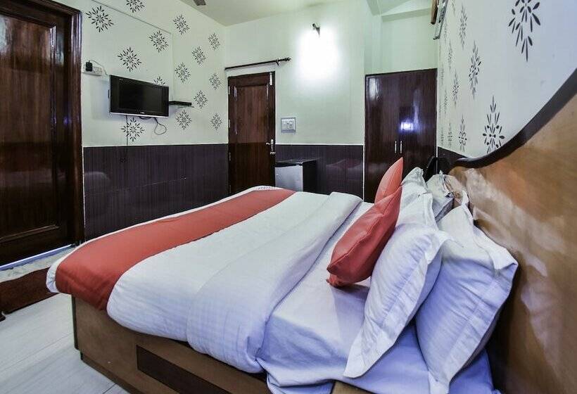 Oyo 22424 Hotel Vice Roy