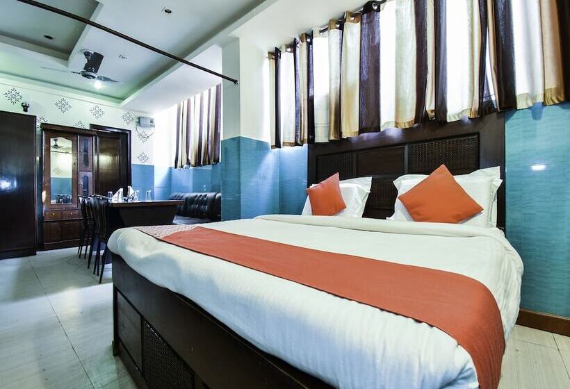 Oyo 22424 Hotel Vice Roy