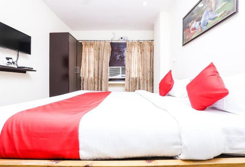 Oyo 24852 Hotel Yuvraj